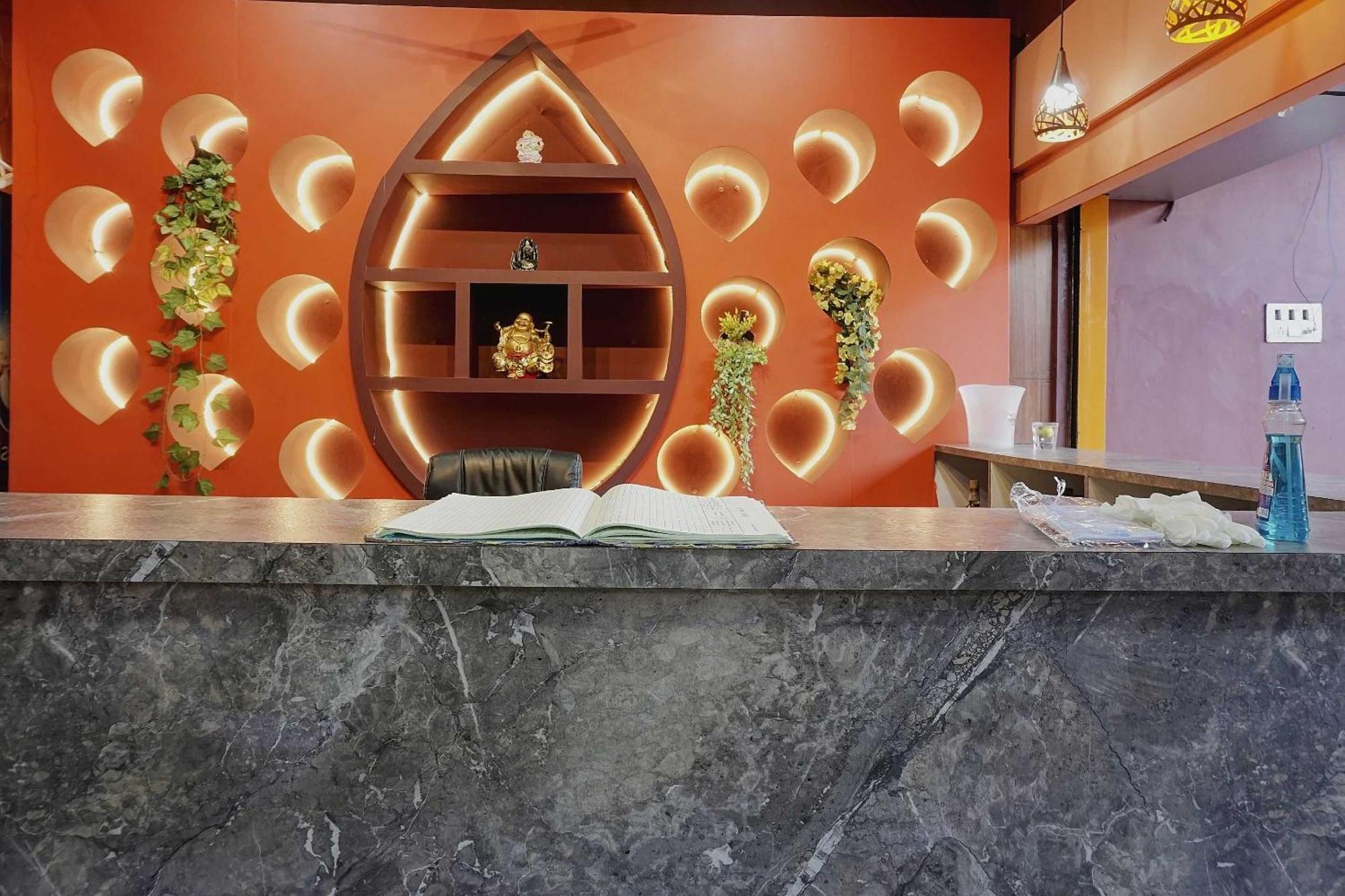 Hotel Collection O Shreya Talegaon Dabhade Zewnętrze zdjęcie