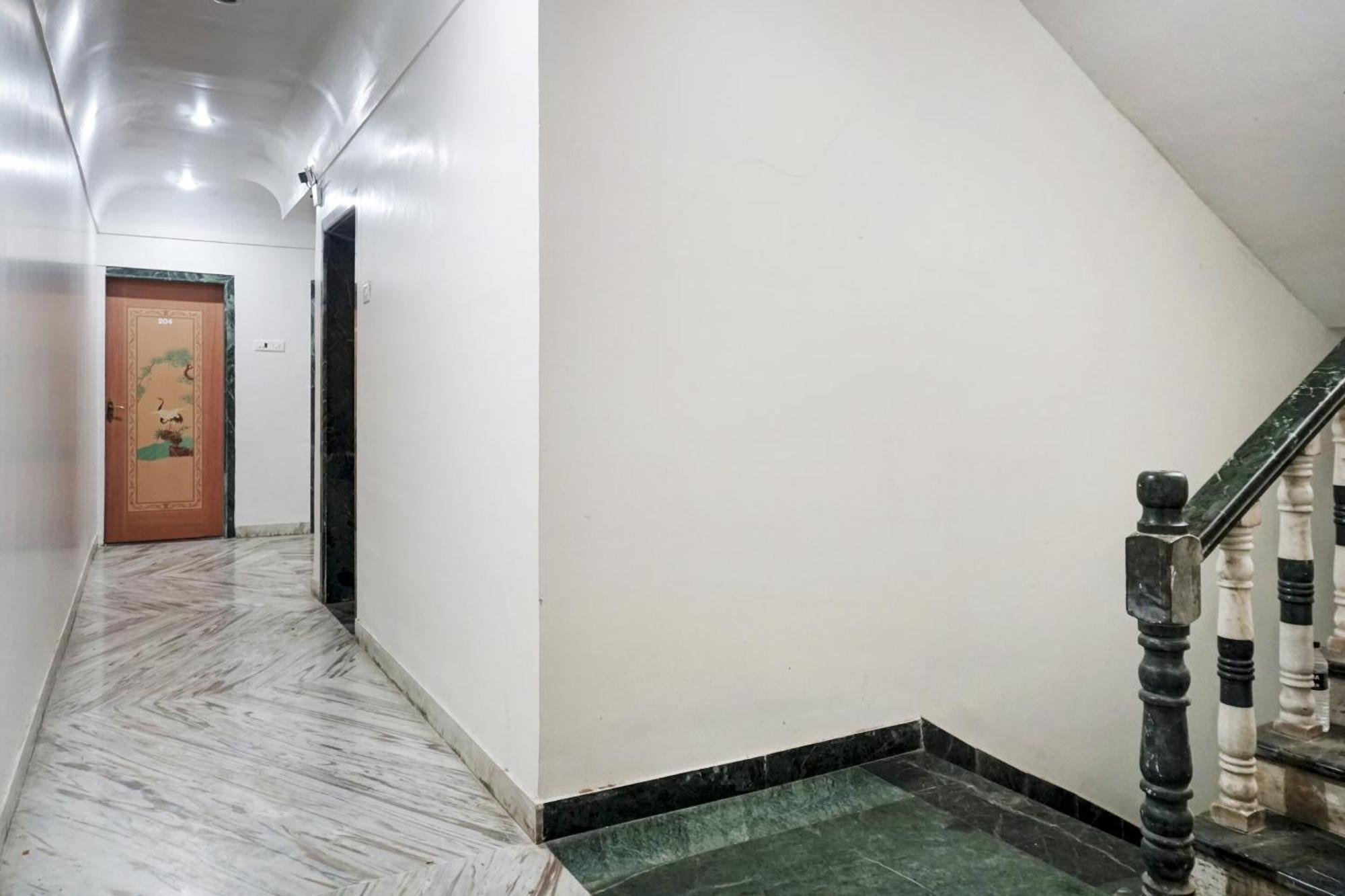 Hotel Collection O Shreya Talegaon Dabhade Zewnętrze zdjęcie