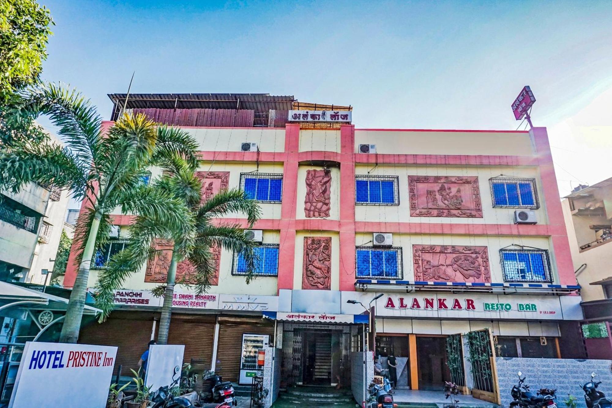 Hotel Collection O Shreya Talegaon Dabhade Zewnętrze zdjęcie